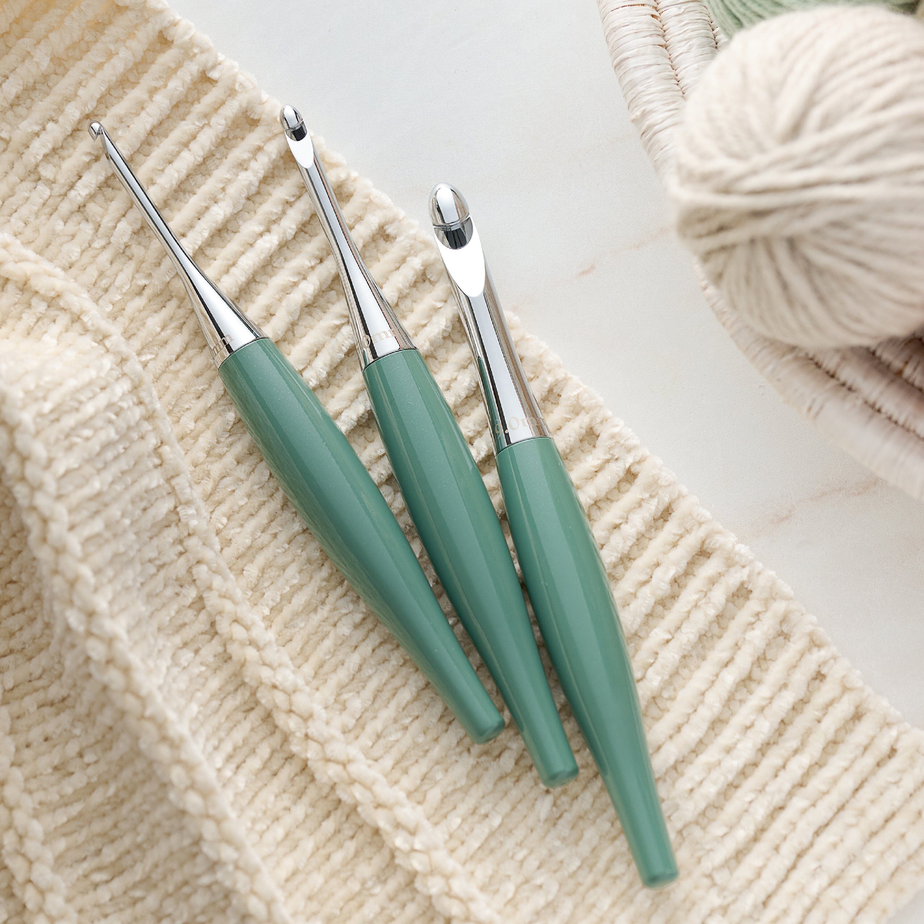 Odyssey® II Crochet Hook in Juniper Odyssey II FurlsCrochet ALL 12 SIZES 