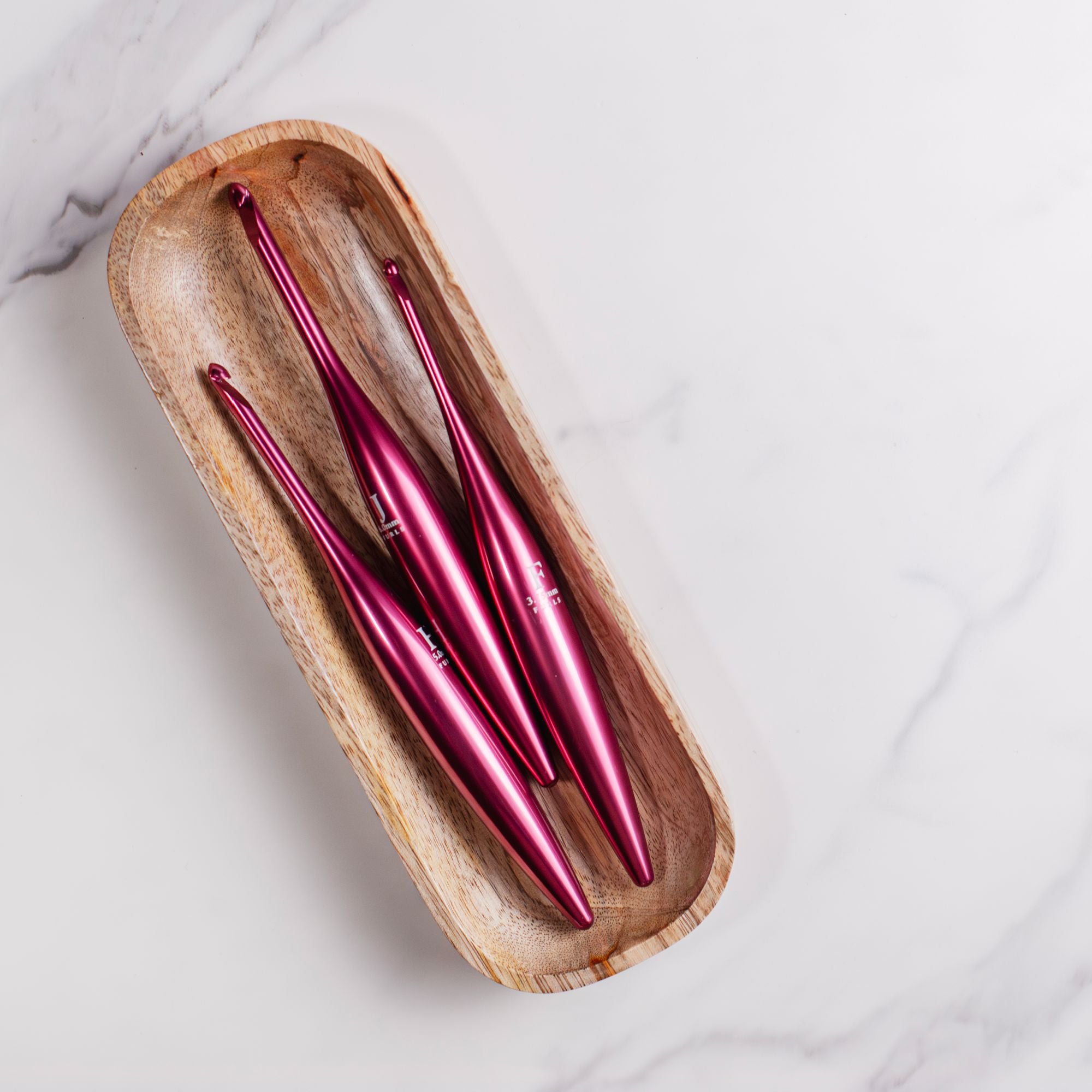 Polished Raspberry Streamline Metal Crochet Hook Streamline Metal FurlsCrochet 